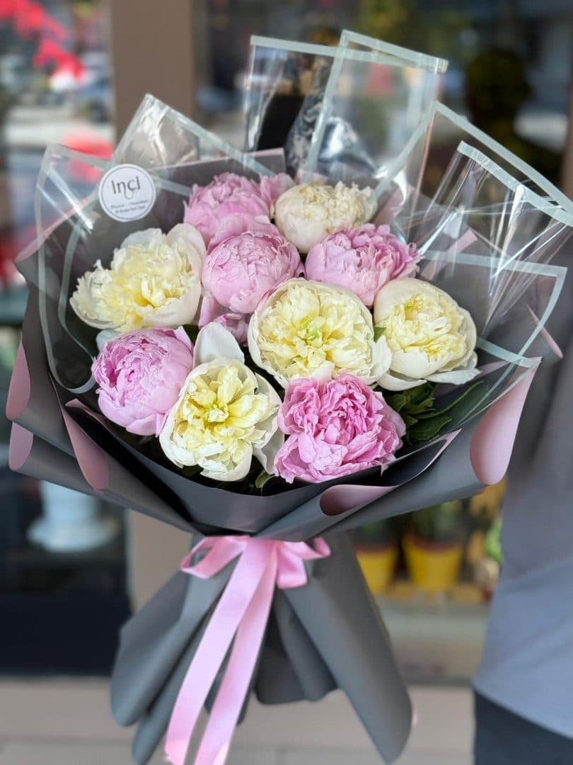 Pastel Karışık Şakayık Buketi