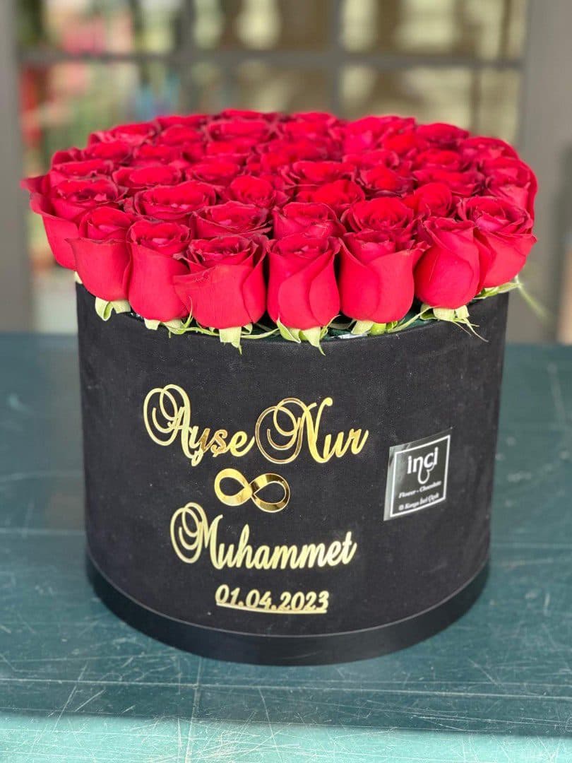 Kırmızı Gül Kutusu Kırmızı Gül Kutusu